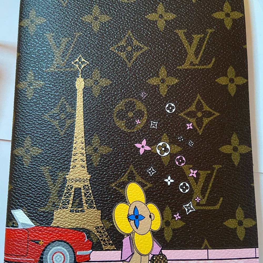 💢SOLD💢 Louis Vuitton Clemence Xmas ltd notebook